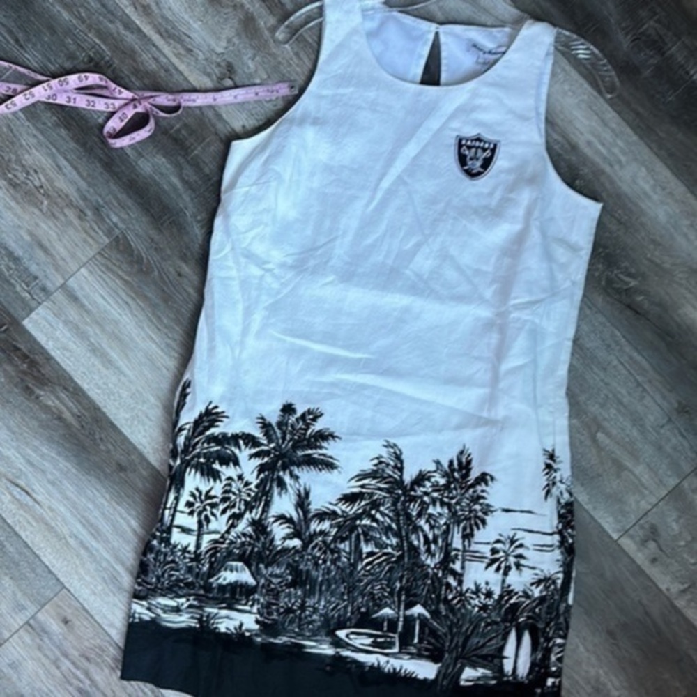 NWT NFL raiders dress Tommy Bahama white black linen football size Small
